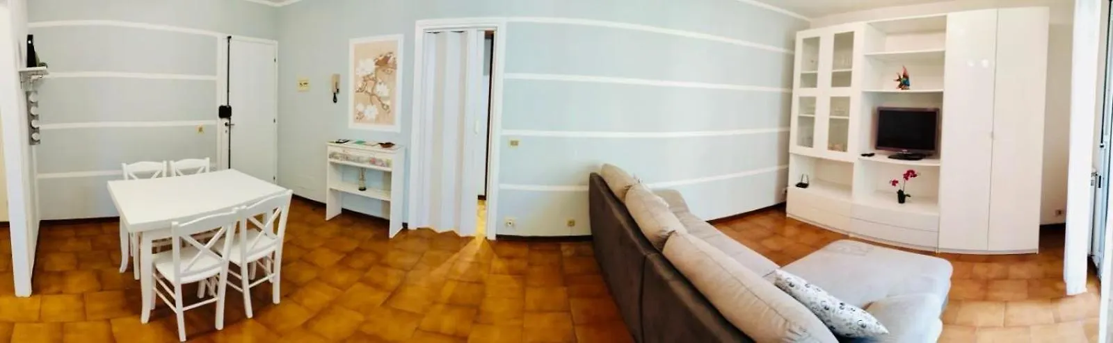 7Lecci Beach House Lido di Camaiore Italia
