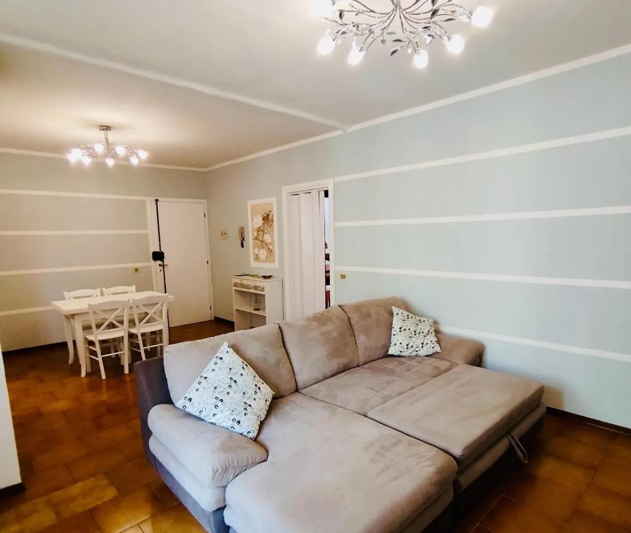 Apartment 7Lecci Beach House Lido di Camaiore